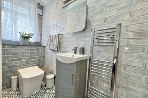 Downstairs Shower Room- click for photo gallery